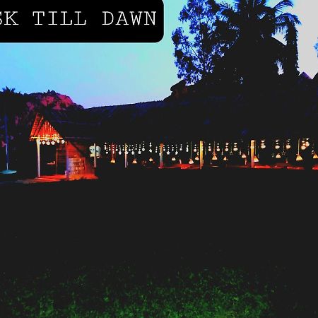 Dusk Till Dawn Hampi Exterior photo