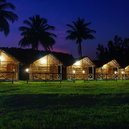 Dusk Till Dawn Hampi Exterior photo
